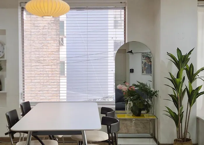 Com'a Hongdae 3bedroom Subway5min ソウル特別市