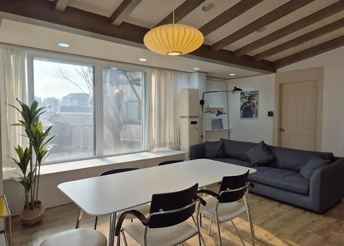 Com'a Hongdae 3bedroom Subway5min * ソウル特別市
